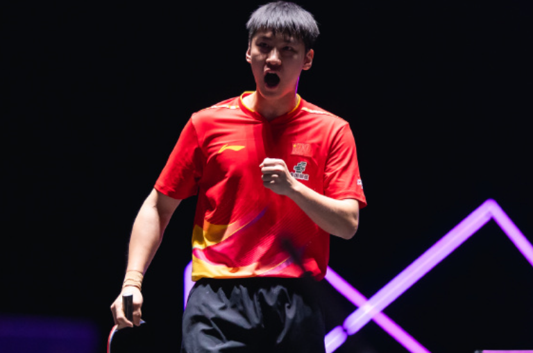 WTT澳门冠军赛：薛飞0-3不敌张禹珍，无缘晋级男单八强